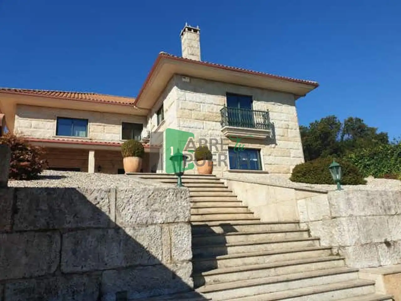 https://static.fotocasa.es/images/ads/0231a855-5a6d-4a19-85c3-02b626614a16?rule=original