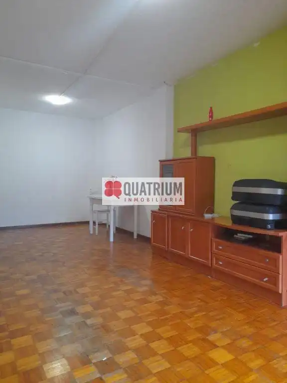 https://static.fotocasa.es/images/ads/a4bd4746-ab89-400f-9443-576094fb0d3b?rule=original