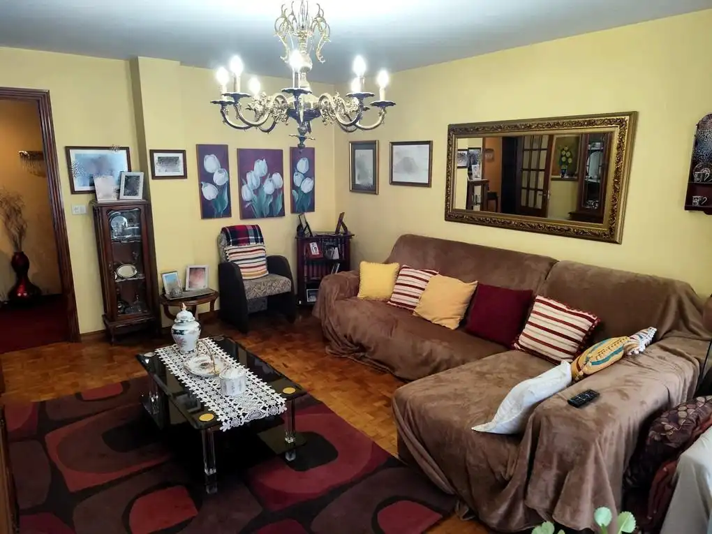https://static.fotocasa.es/images/ads/4ce2cc06-88f5-4452-8400-0bc30f9f59d8?rule=original