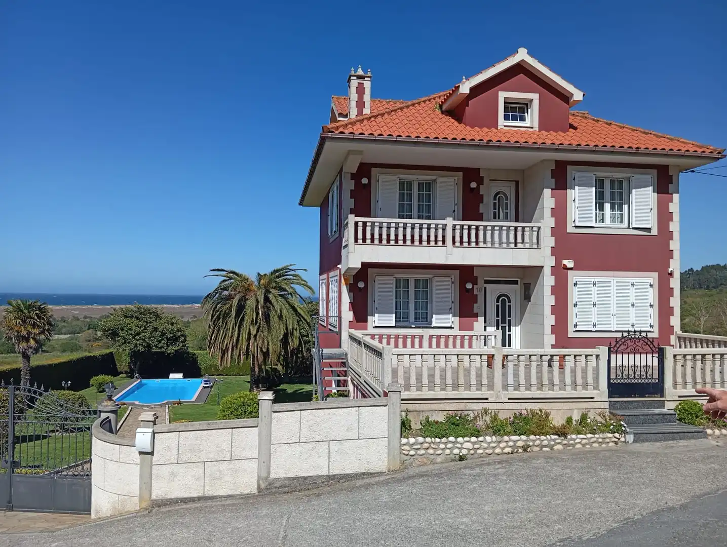 https://static.fotocasa.es/images/ads/cc708e0b-5d5a-48c6-8909-006c594acf9b?rule=original