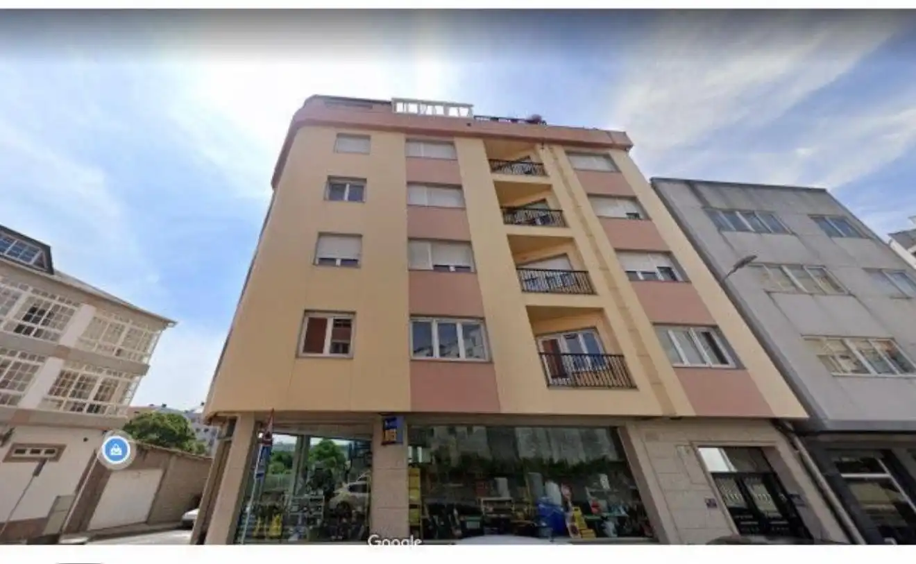 https://static.fotocasa.es/images/ads/bf9bdae0-bf1f-4afb-8480-13a3e9f18e02?rule=original