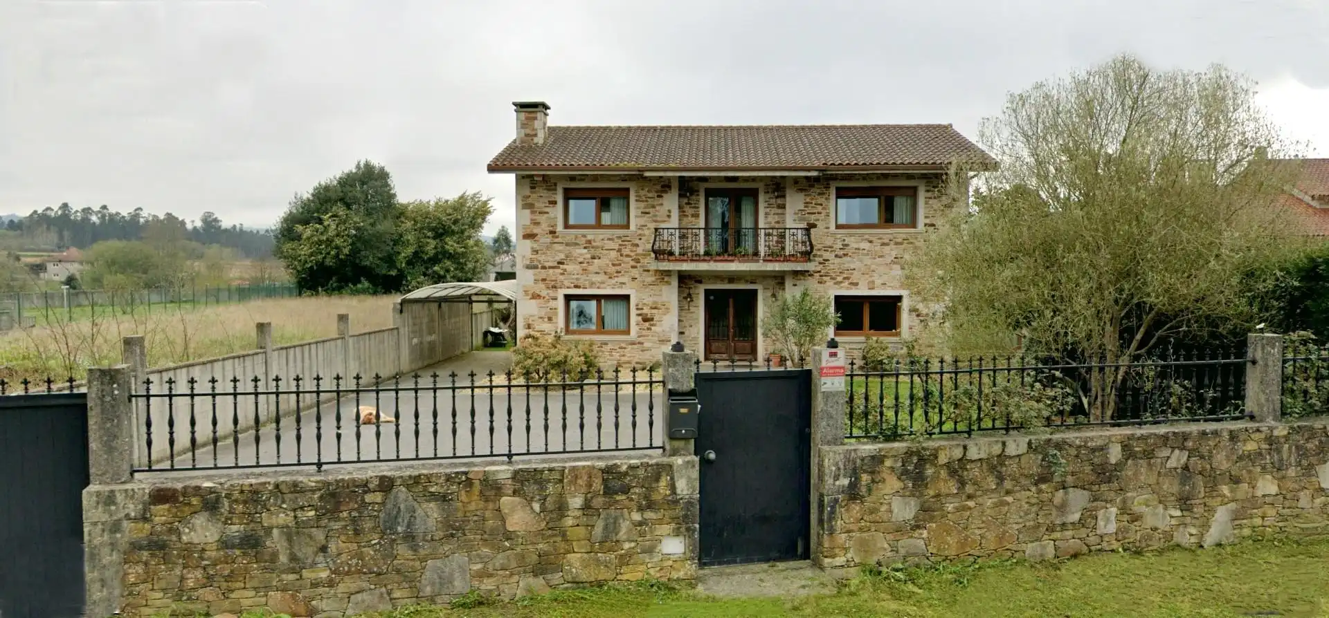 https://static.fotocasa.es/images/ads/d8db7b8d-ff09-41d5-8c83-bb8d738ad3ba?rule=original