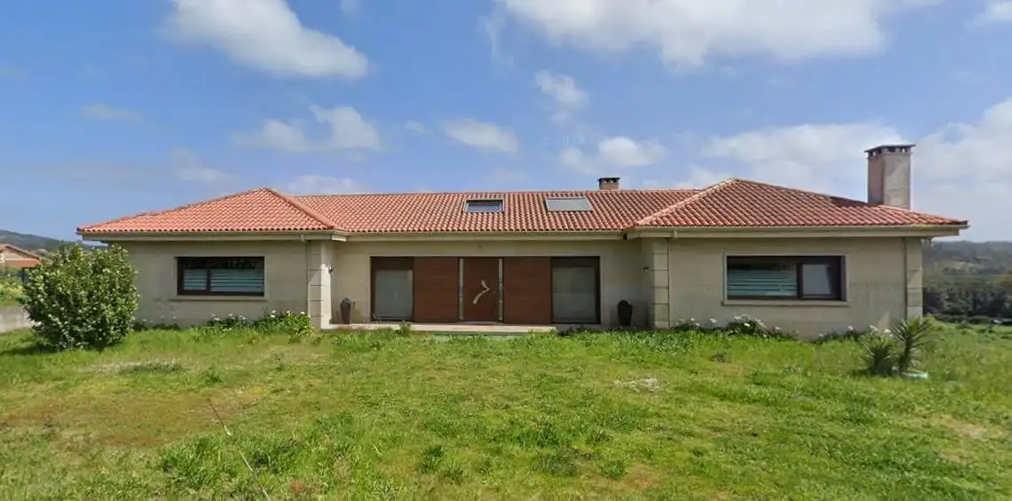 https://static.fotocasa.es/images/ads/32b25de7-5c9b-468b-a266-e42b3bf89bee?rule=original
