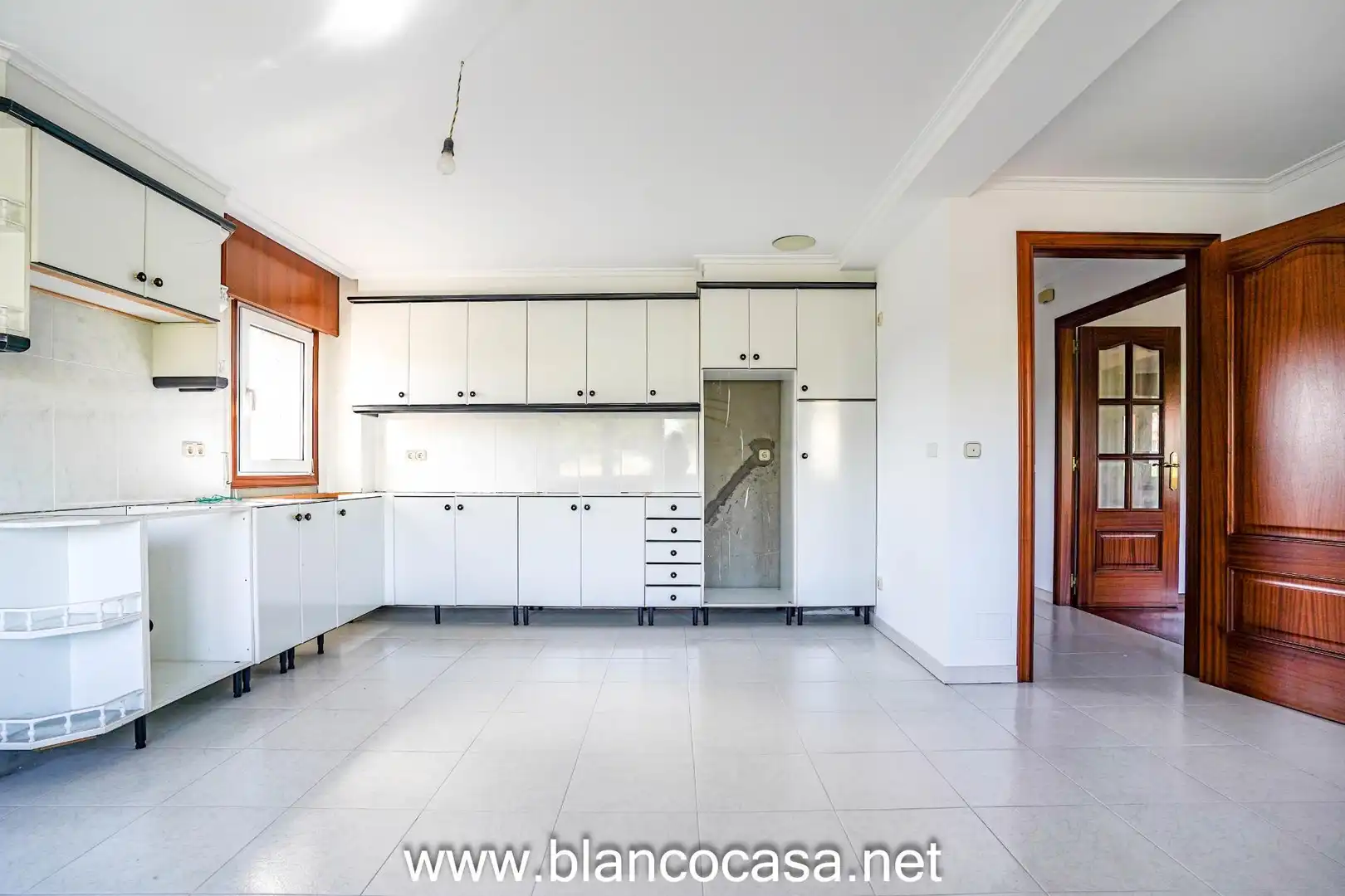 https://static.fotocasa.es/images/ads/49e63eb1-ecbd-4336-a6e7-c1e70d112dbc?rule=original