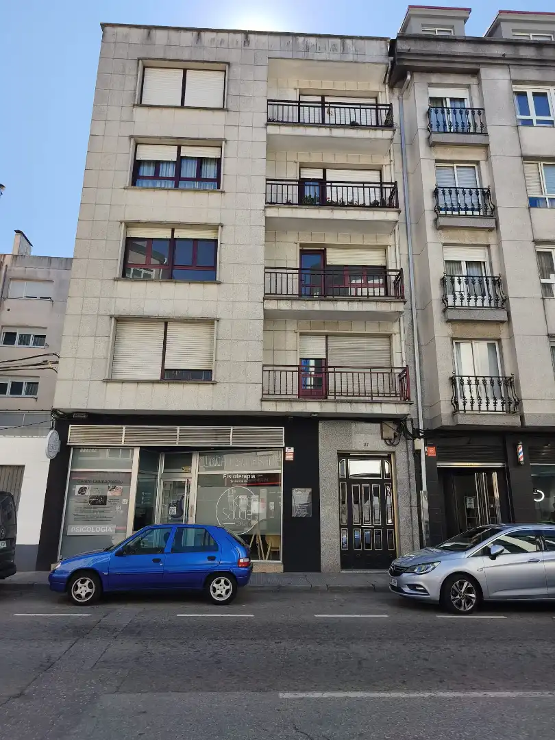 https://static.fotocasa.es/images/ads/9787cced-f6e7-476f-9963-3d63e0acc9f0?rule=original