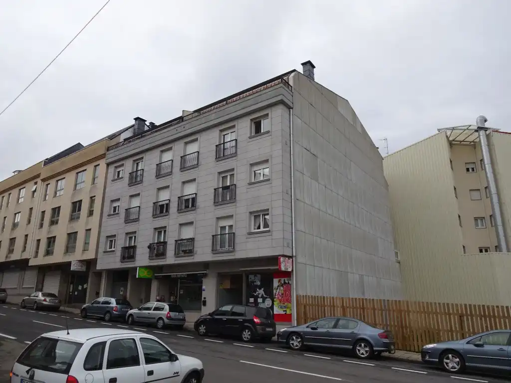 https://static.fotocasa.es/images/ads/3e12ab27-e0b3-4972-b301-66a5bd1ae784?rule=original
