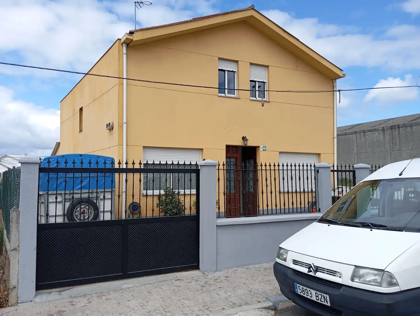 https://static.fotocasa.es/images/ads/8150dabc-1f68-4d99-9a78-dd63d7d33654?rule=original