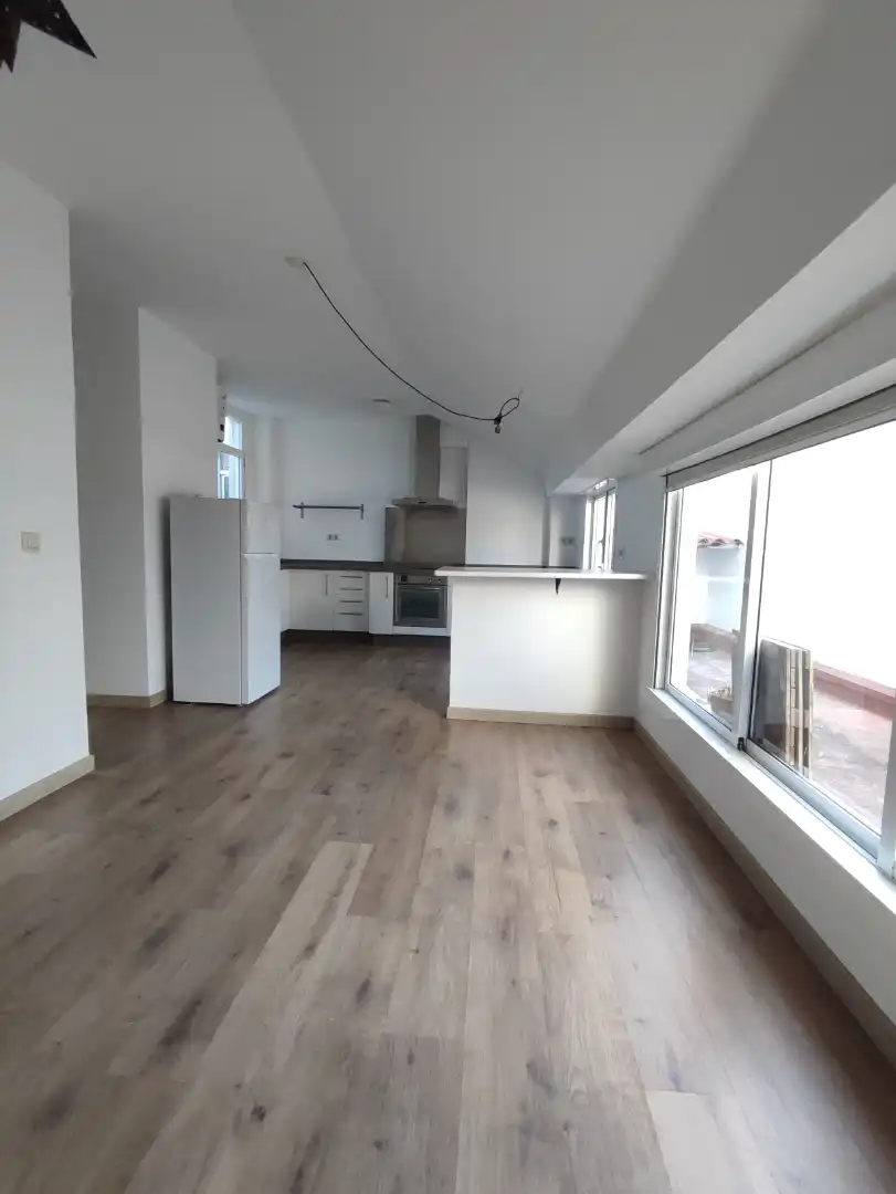 https://static.fotocasa.es/images/ads/ce5cefaf-d2e6-4df4-8bd3-2409ce8ddd54?rule=original