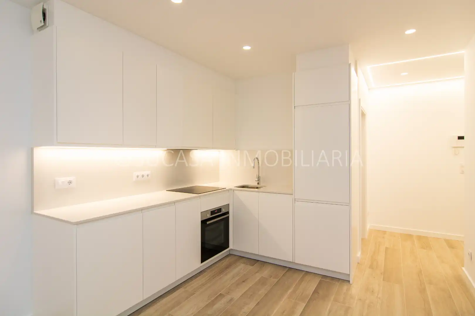 https://static.fotocasa.es/images/ads/85b967ac-dcfd-4f6c-a200-24c52c1328d2?rule=original