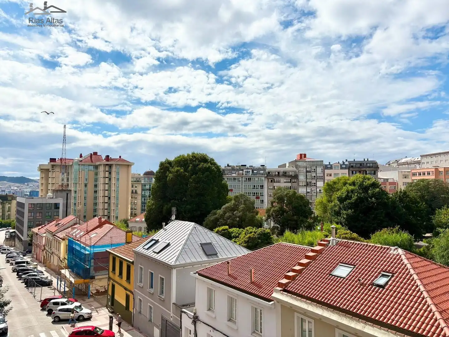 https://static.fotocasa.es/images/ads/f10df8db-66a8-44c5-8d6f-0f17fa7ecff0?rule=original