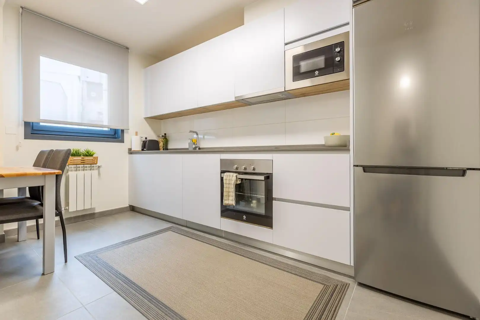 https://static.fotocasa.es/images/ads/4f7aa8bc-b9e4-481b-9d1f-fc946a26d85e?rule=original