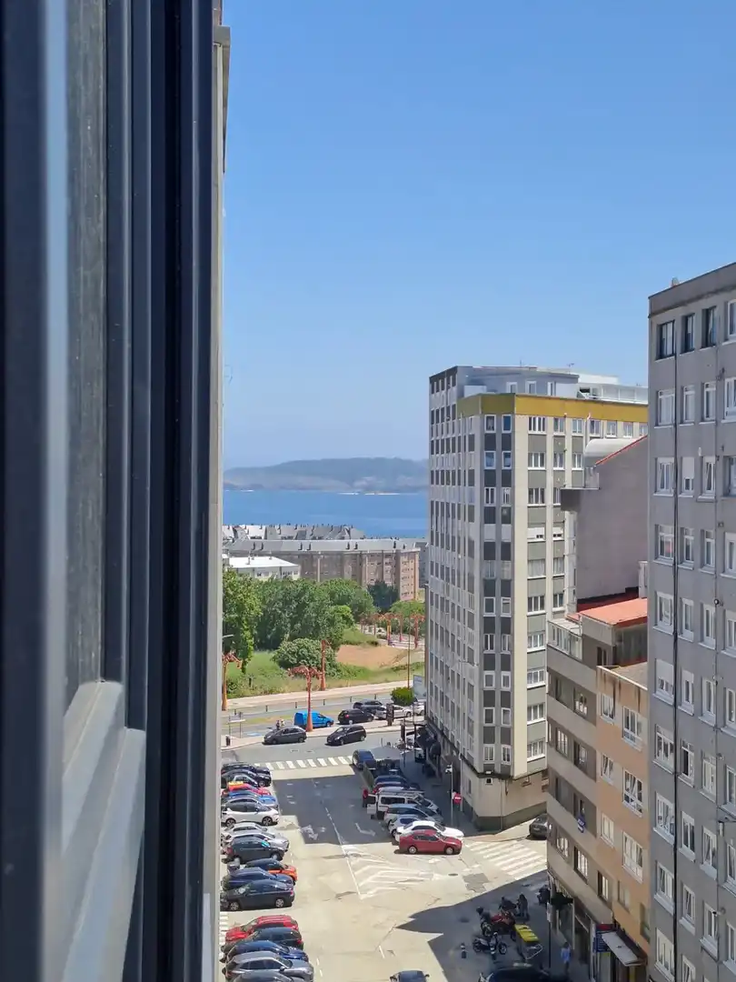 https://static.fotocasa.es/images/ads/28f65ab2-d821-4d63-9cfe-03c233c7816c?rule=original
