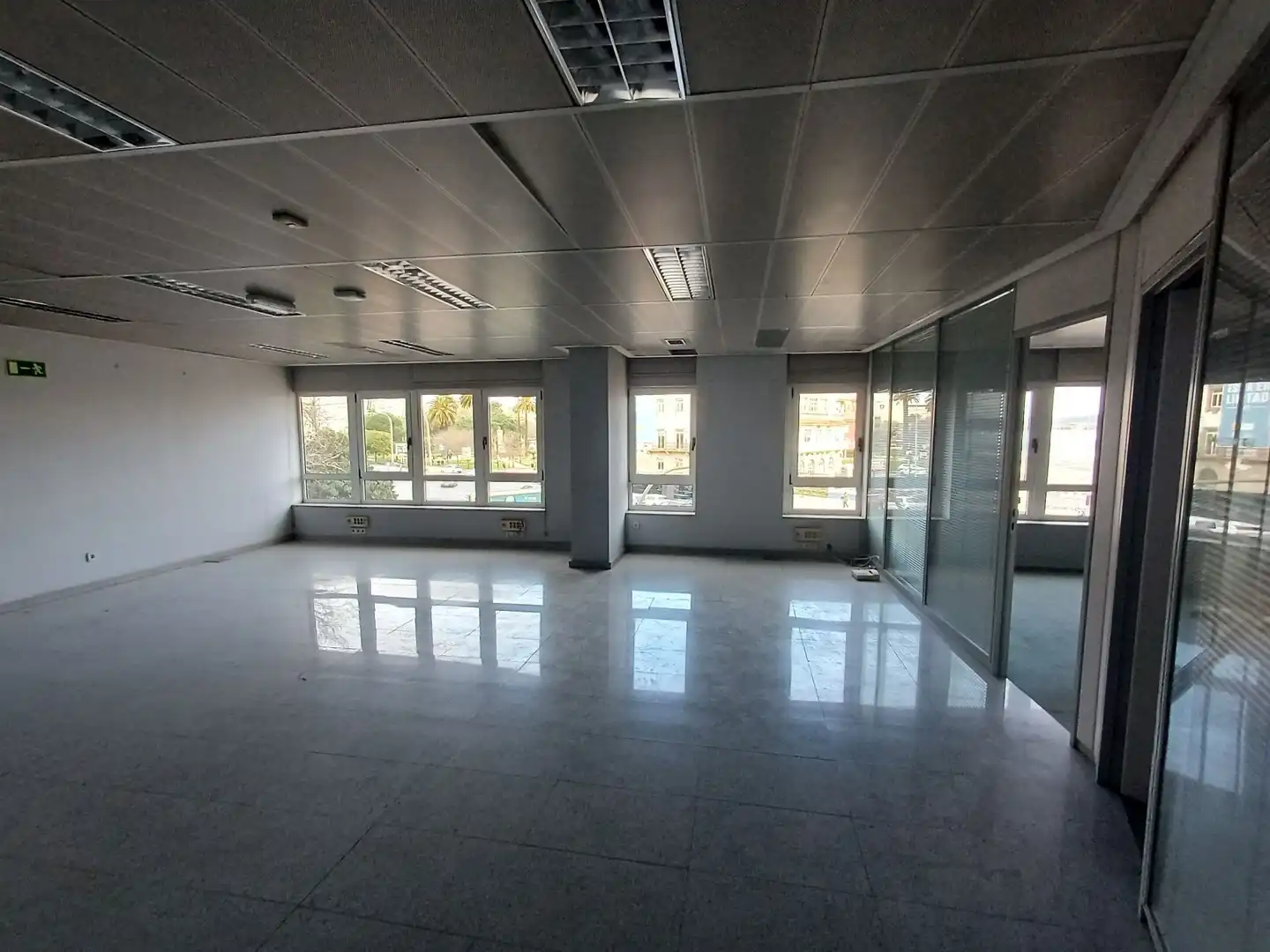 https://static.fotocasa.es/images/ads/d405e03e-49a3-4e3a-99a8-2cdaa0d316ad?rule=original