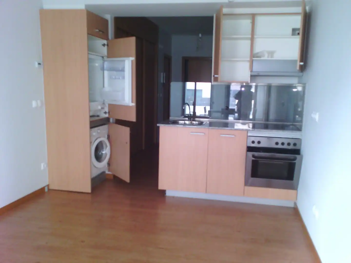 https://static.fotocasa.es/images/anuncio/2016/12/23/140912969/330737494.jpg?rule=original
