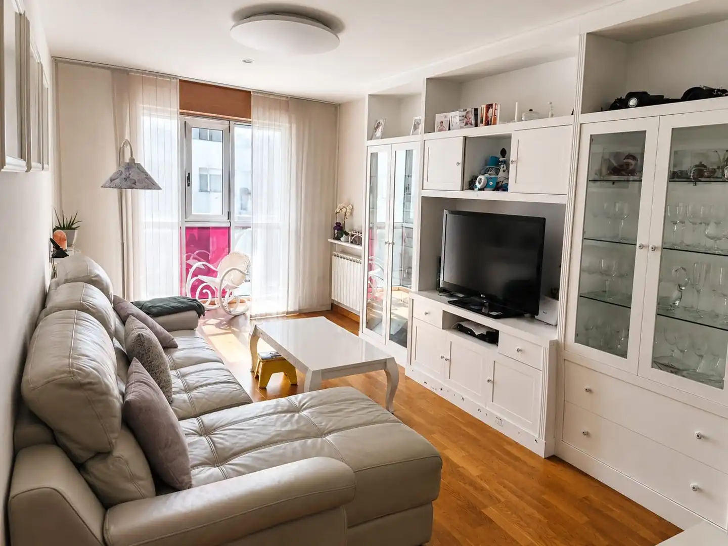 https://static.fotocasa.es/images/ads/89285bfc-db03-4be6-ac6e-d3a052a57ef7?rule=original