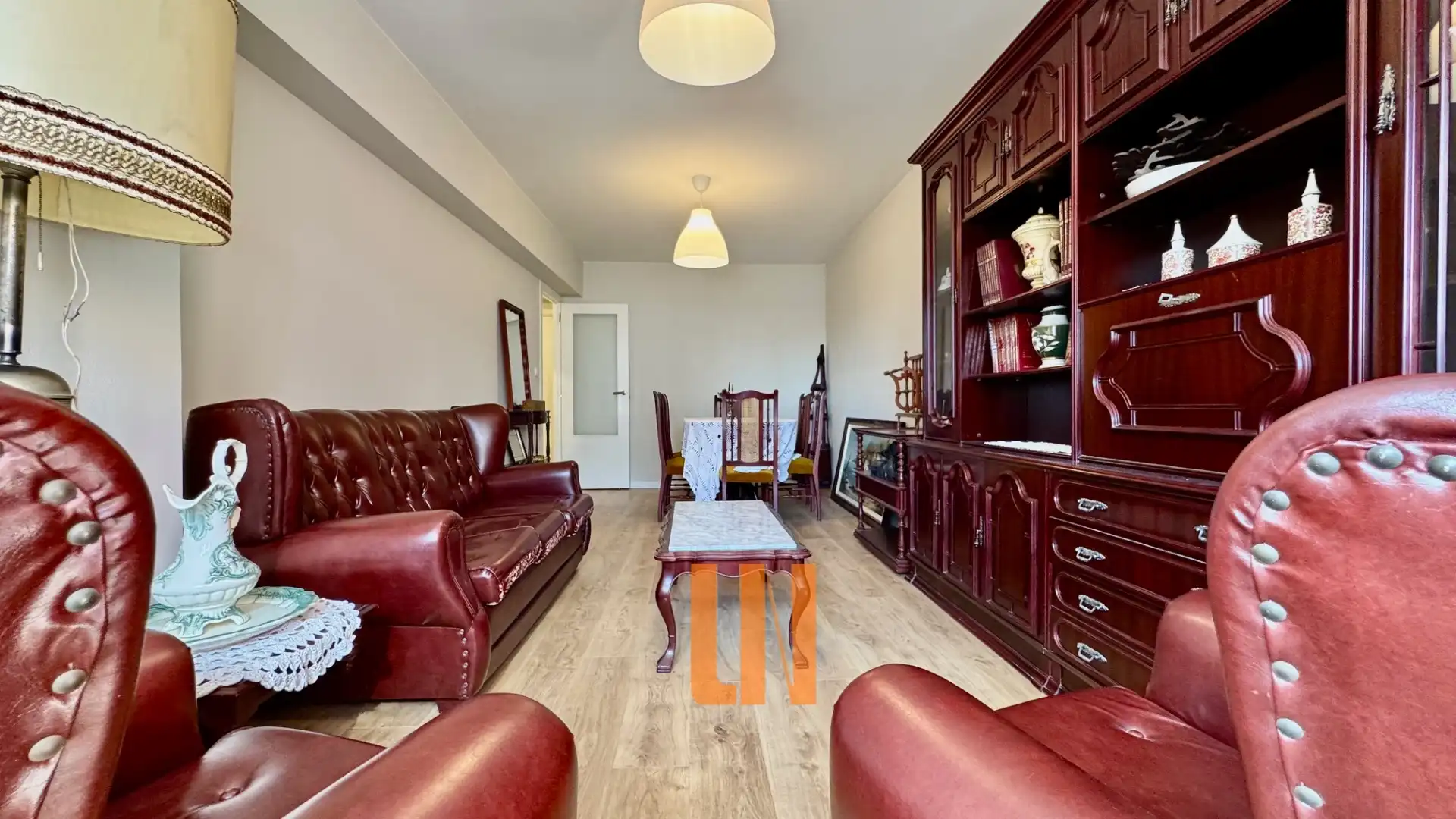 https://static.fotocasa.es/images/ads/d78b0541-d126-4d35-9b07-acb4db7948a8?rule=original