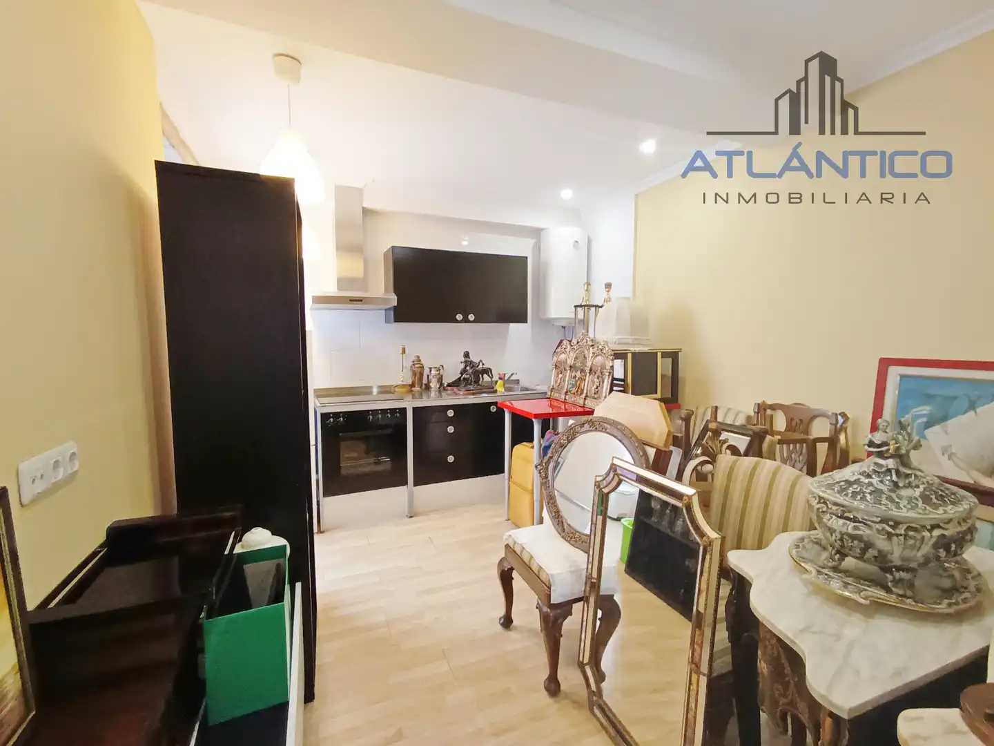 https://static.fotocasa.es/images/ads/74aa0cab-9922-475a-8c50-706bbb58ad17?rule=original