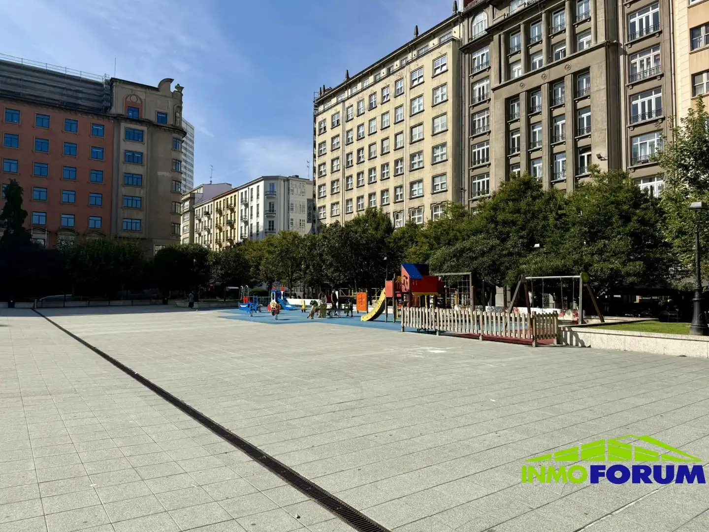 https://static.fotocasa.es/images/ads/8a1cf61f-1f09-4fe5-aae4-96a47df952d6?rule=original
