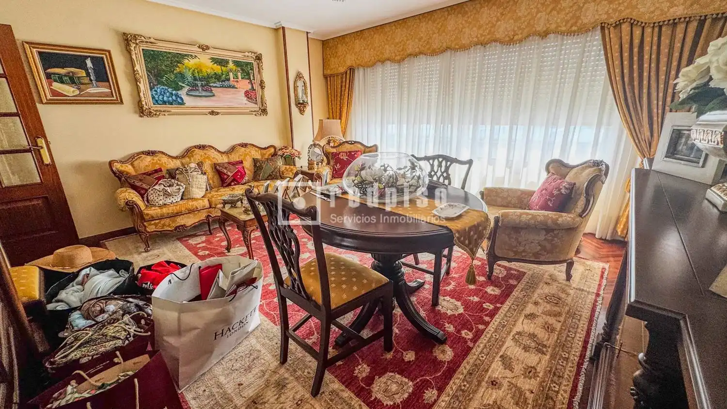 https://static.fotocasa.es/images/ads/83c0f82b-50d7-43bd-8dfe-fae32662c989?rule=original