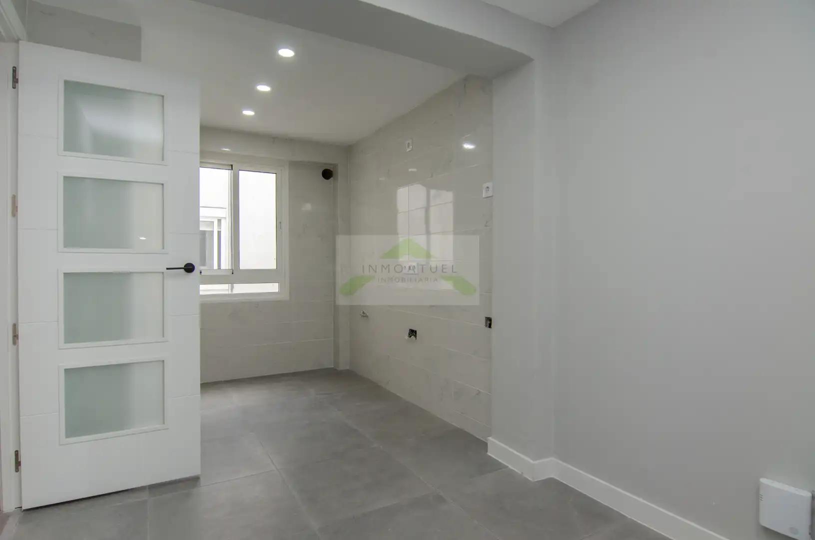 https://static.fotocasa.es/images/ads/e3f06bac-c5c8-47b4-be9d-fdf05ad40a1f?rule=original