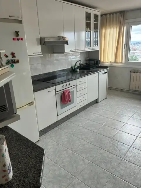 https://static.fotocasa.es/images/ads/fd59f366-561e-474e-8986-1e6e4d1f491e?rule=original