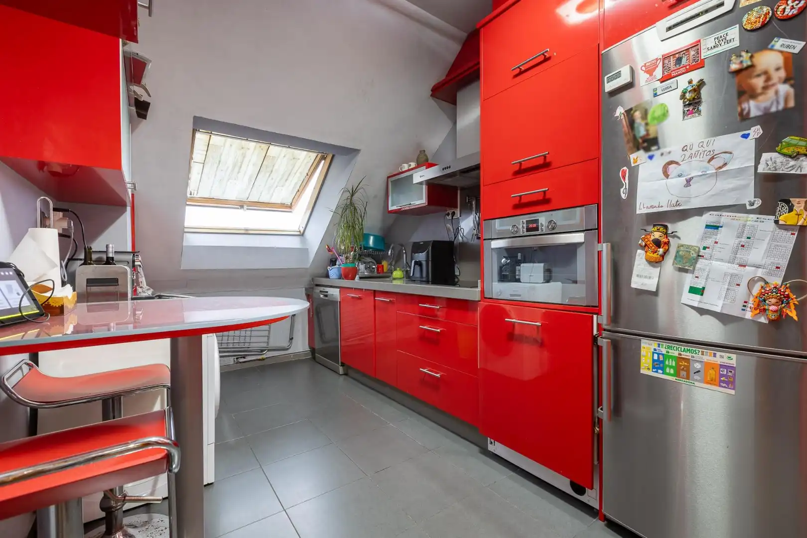 https://static.fotocasa.es/images/ads/5fbe0d3d-c3c7-4c51-b00c-8c0682051708?rule=original
