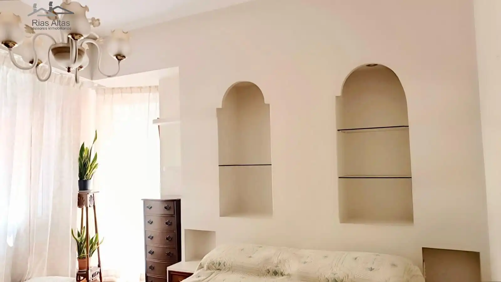 https://static.fotocasa.es/images/ads/a3be8125-161e-4b60-96e5-7da5100d1ac3?rule=original