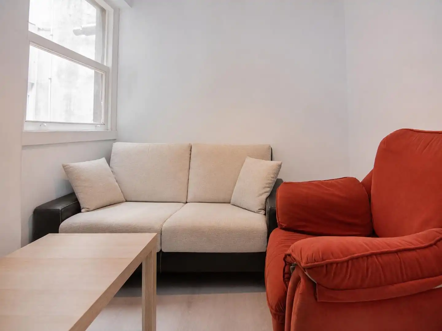 https://static.fotocasa.es/images/ads/0eb56503-3a5f-47fa-ad17-4bdd1d5b562f?rule=original