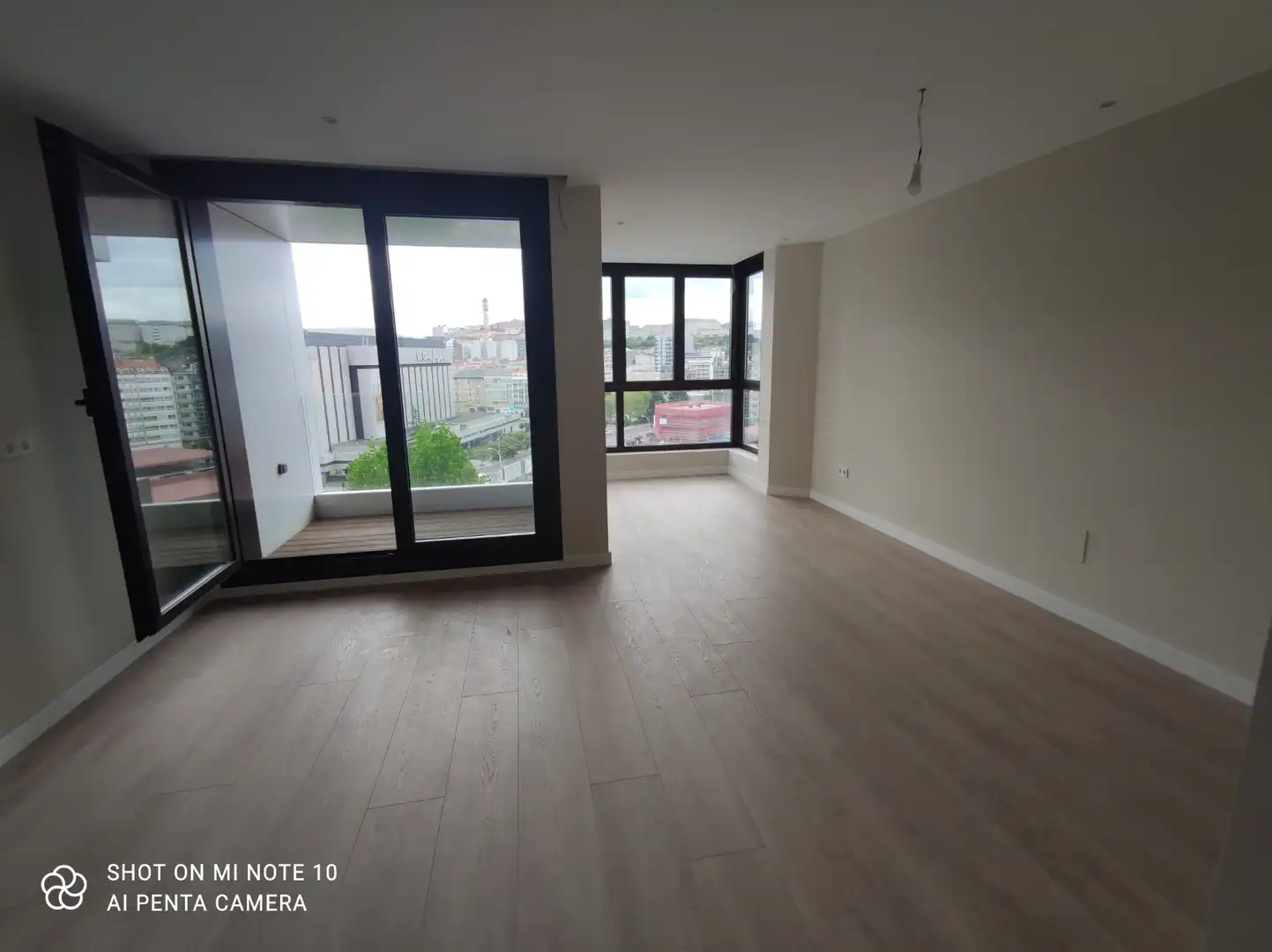 https://static.fotocasa.es/images/ads/5a7ca6b3-db1b-4355-a9aa-70a383d30737?rule=original