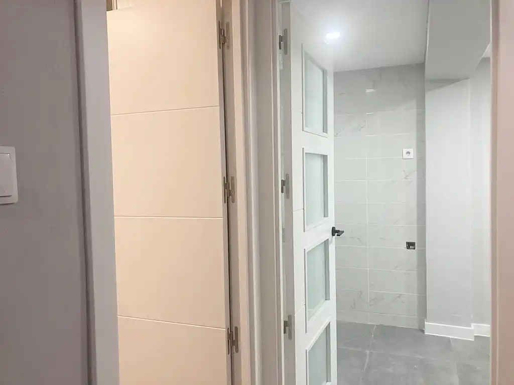 https://static.fotocasa.es/images/ads/f96e35a8-0d92-4f42-a47b-8e87eef742fd?rule=original