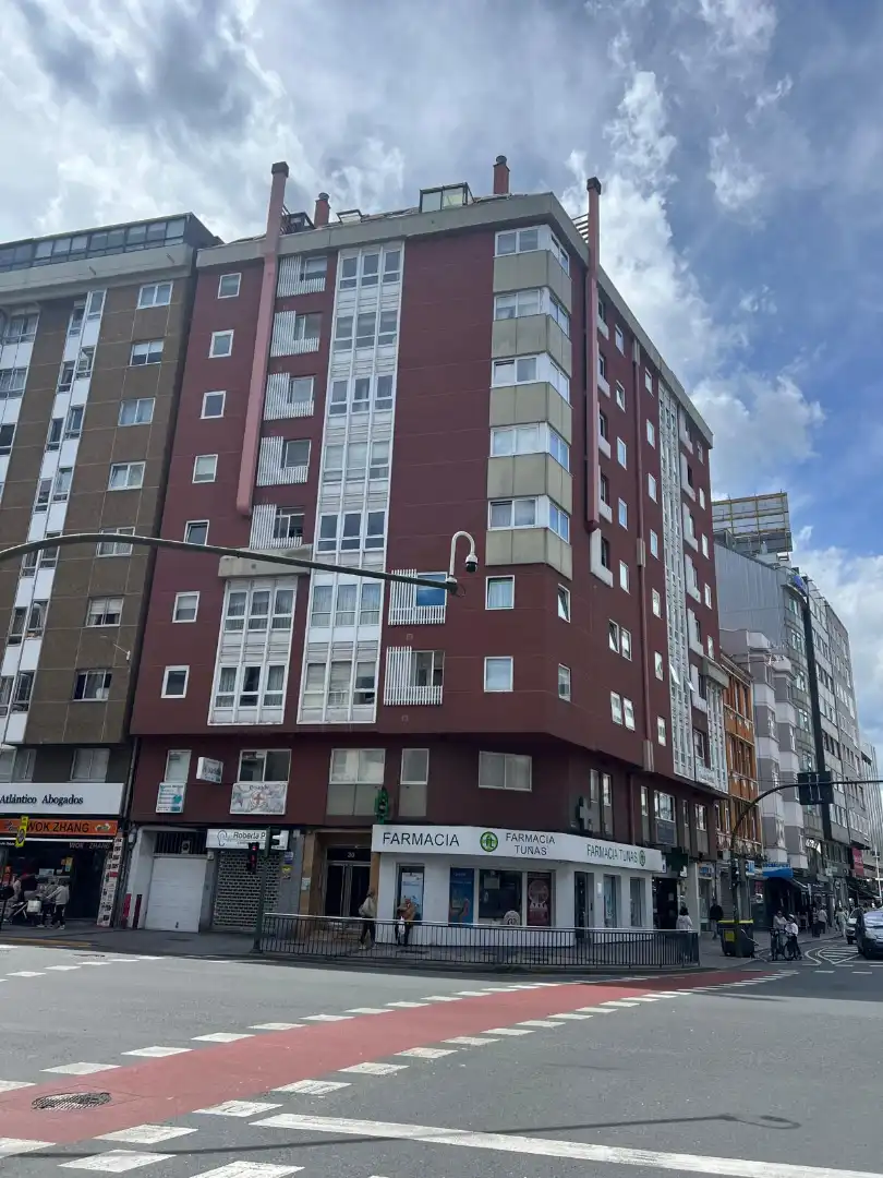 https://static.fotocasa.es/images/ads/b24bd35b-1220-4e6f-b5fc-b6dfee12e86d?rule=original