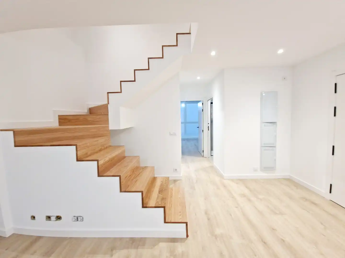 https://static.fotocasa.es/images/ads/33d4b9af-e387-4613-863b-23687c86834d?rule=original