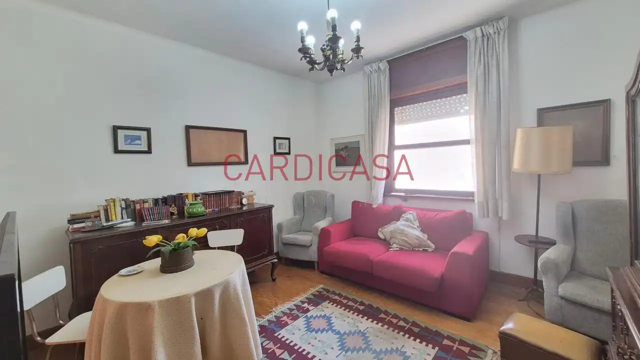 https://static.fotocasa.es/images/ads/bf943c30-3a90-40d2-934b-2f4651cfcd7e?rule=original