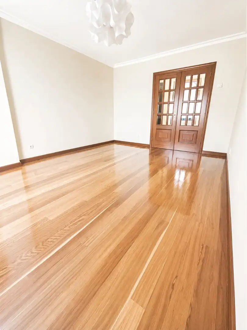 https://static.fotocasa.es/images/ads/d255d54b-3080-4210-a3d6-ffb5350a356a?rule=original