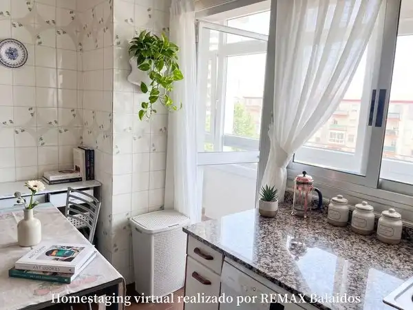 https://static.fotocasa.es/images/ads/2c40bbd5-4444-4d9e-aa78-c38f52bf9685?rule=original