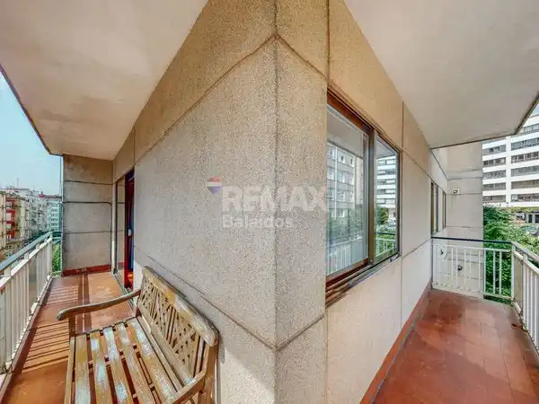 https://static.fotocasa.es/images/ads/8eb24191-f973-4b41-b79f-21f34d140237?rule=original