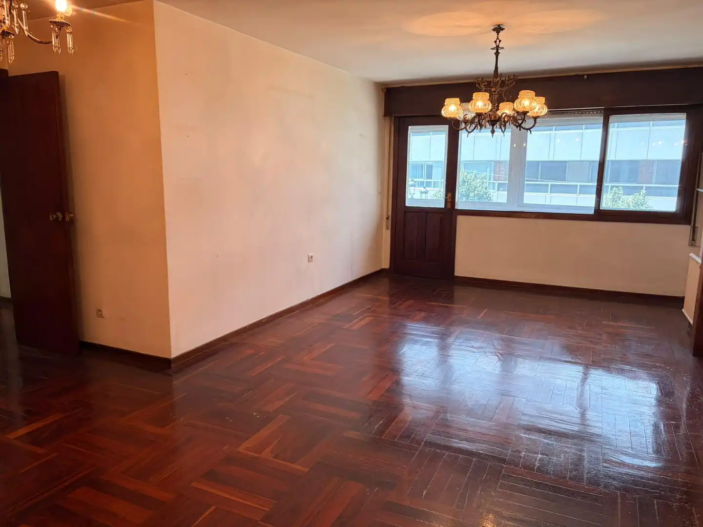 https://static.fotocasa.es/images/ads/73ac1eba-c9b9-4020-88b8-78ca52778fde?rule=original