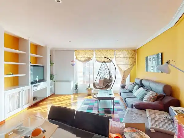 https://static.fotocasa.es/images/ads/28a9f0ed-8137-420d-a3c6-f2ab82177b74?rule=original