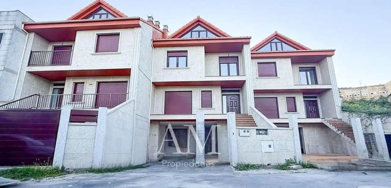 https://static.fotocasa.es/images/ads/e8fa5a24-6bbe-44ba-89b3-1812af129c27?rule=original