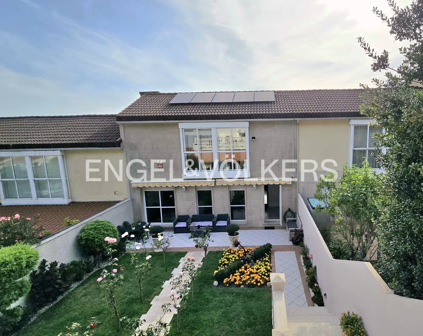 https://static.fotocasa.es/images/ads/d7a938d3-f170-4145-927a-12486ed93791?rule=original