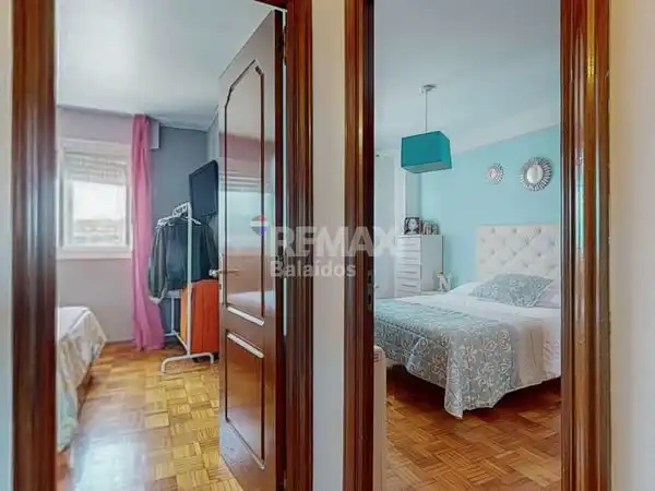 https://static.fotocasa.es/images/ads/092af156-4f9f-4cf1-8ebf-d21ac02483ca?rule=original