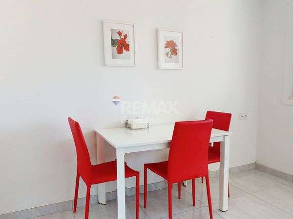 https://static.fotocasa.es/images/ads/8a929747-dcd9-47d5-8b91-97af795d254b?rule=original