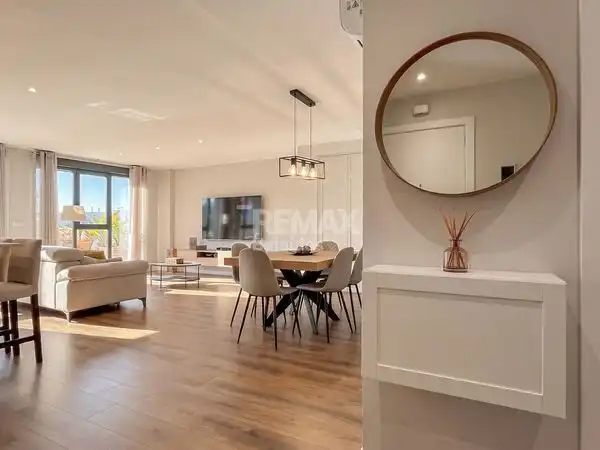 https://static.fotocasa.es/images/ads/2a22024c-5c6c-40b4-aa8f-3db0dd0a7ae2?rule=original