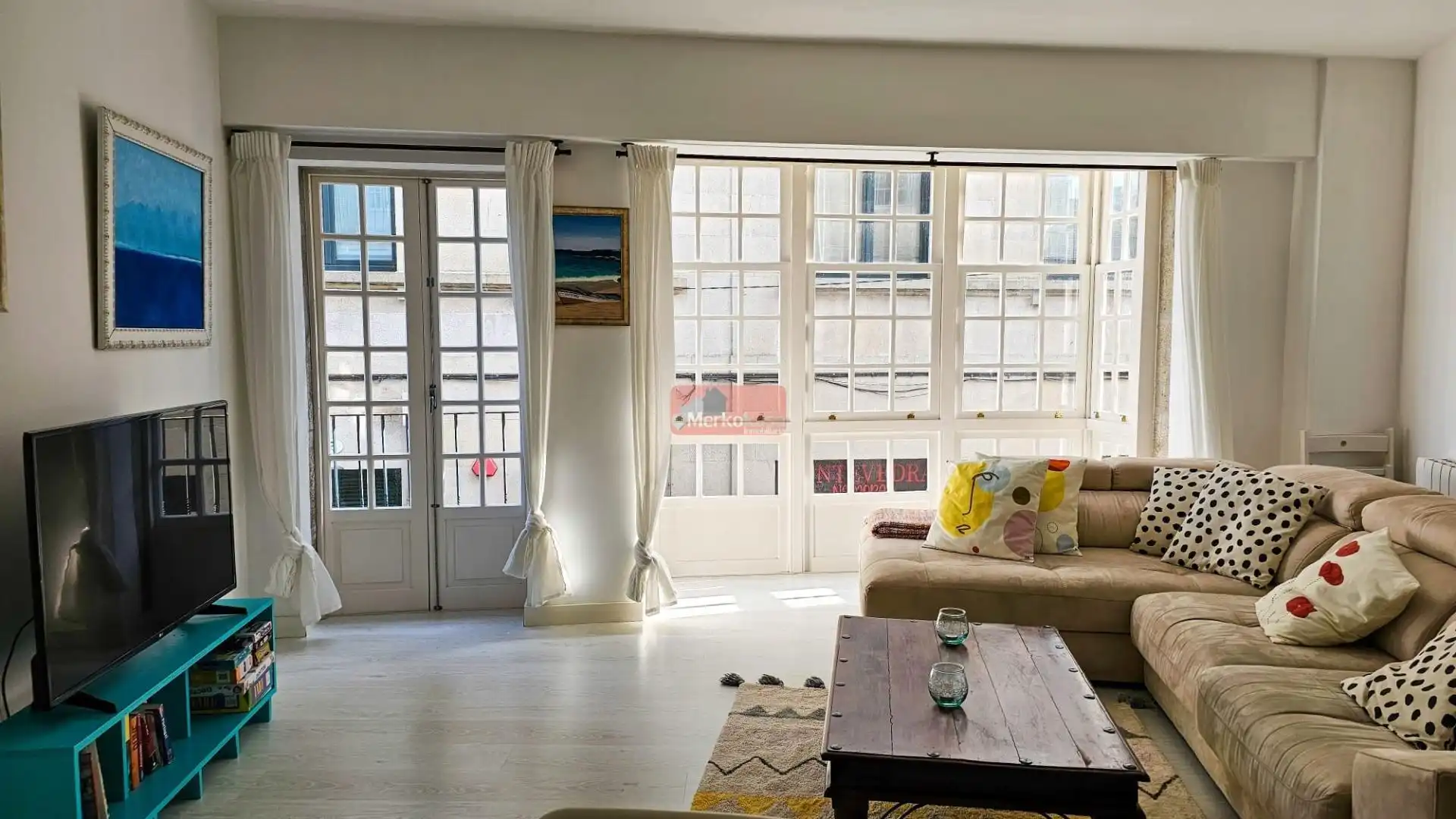 https://static.fotocasa.es/images/ads/eb576348-240d-4765-85c3-b98869ecbf6c?rule=original