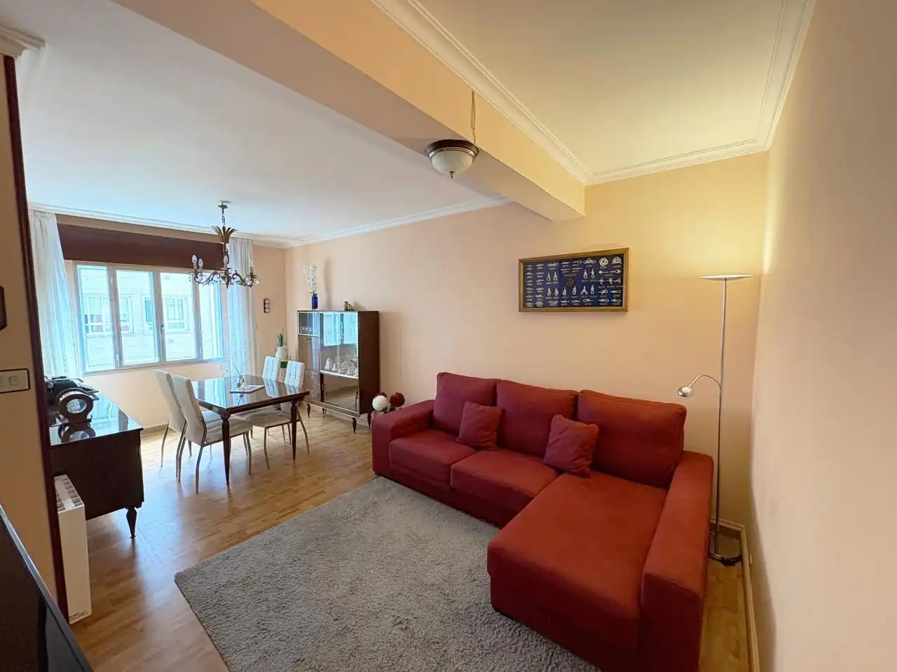 https://static.fotocasa.es/images/ads/2ec8c113-1112-474e-890f-e00e8a96e390?rule=original