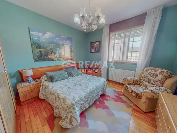 https://static.fotocasa.es/images/ads/9eef50cb-0d17-4496-a78c-53b0ea50fd28?rule=original