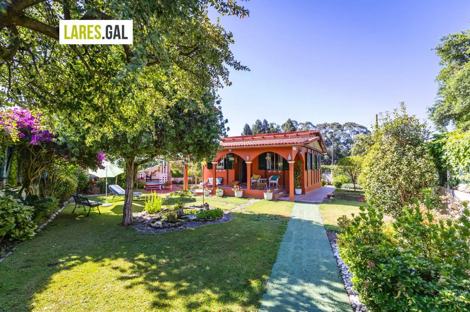 https://static.fotocasa.es/images/ads/ce55e893-1960-4429-9f30-8c2b1743d22e?rule=original