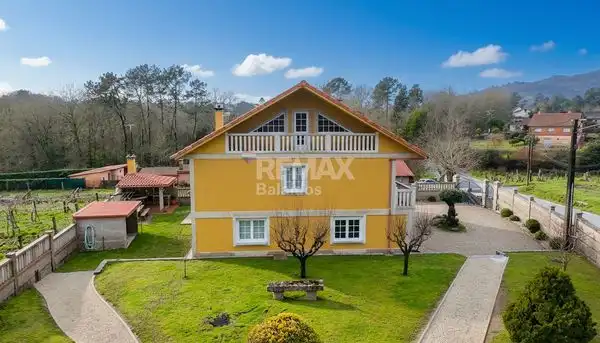 https://static.fotocasa.es/images/ads/7ac2aaae-6e84-4a05-bab2-7308c9b2cf3d?rule=original