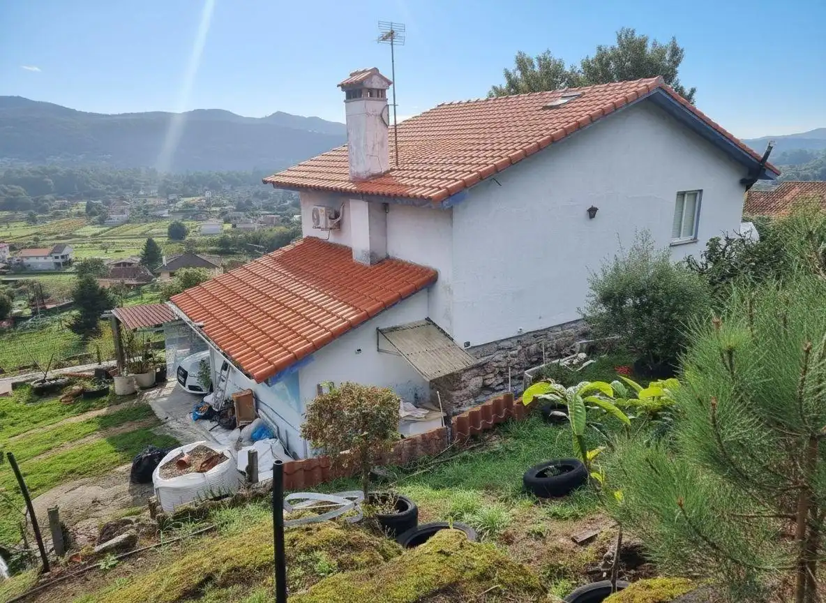 https://static.fotocasa.es/images/ads/30bf96f2-779a-4c74-899e-04a6e6dcefc8?rule=original