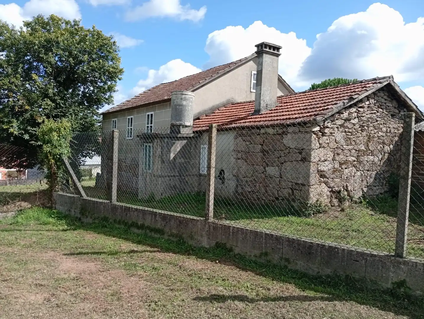 https://static.fotocasa.es/images/ads/832715ae-2ab3-40c2-9a35-cb64bee3c475?rule=original